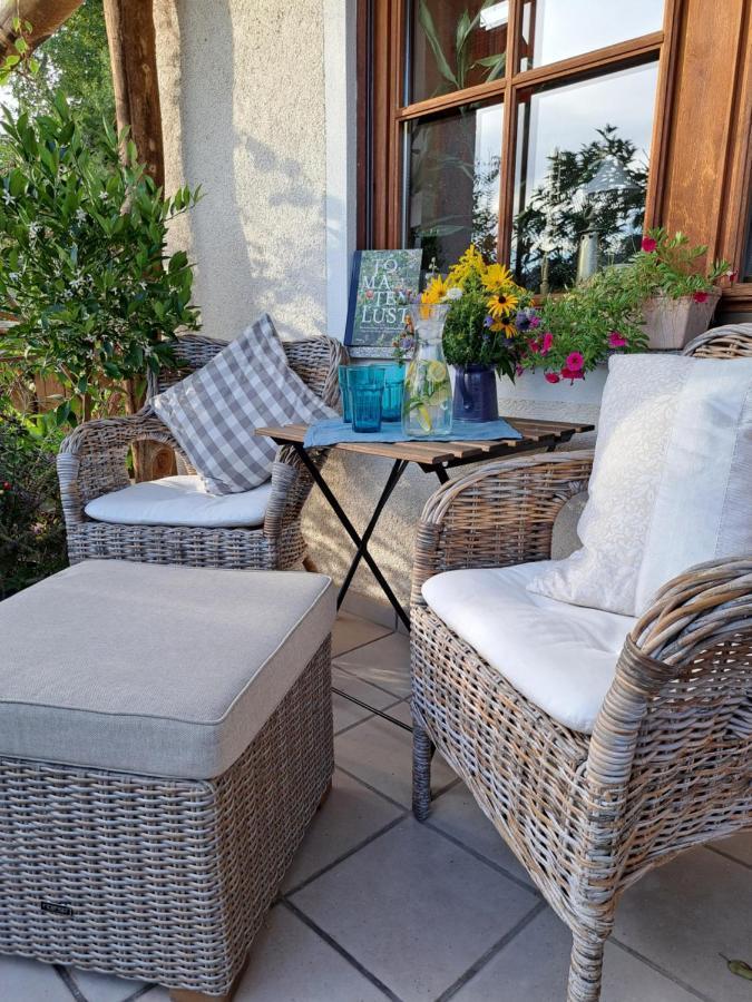 Gemuetliche Waldrandlage In Badenweiler Sehringen Ferienwohnung ภายนอก รูปภาพ