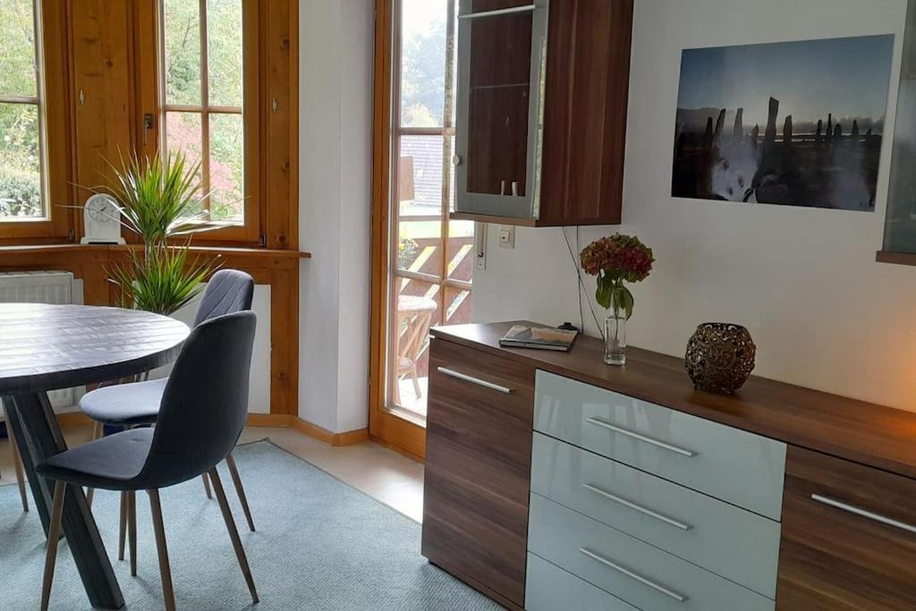Gemuetliche Waldrandlage In Badenweiler Sehringen Ferienwohnung ภายนอก รูปภาพ